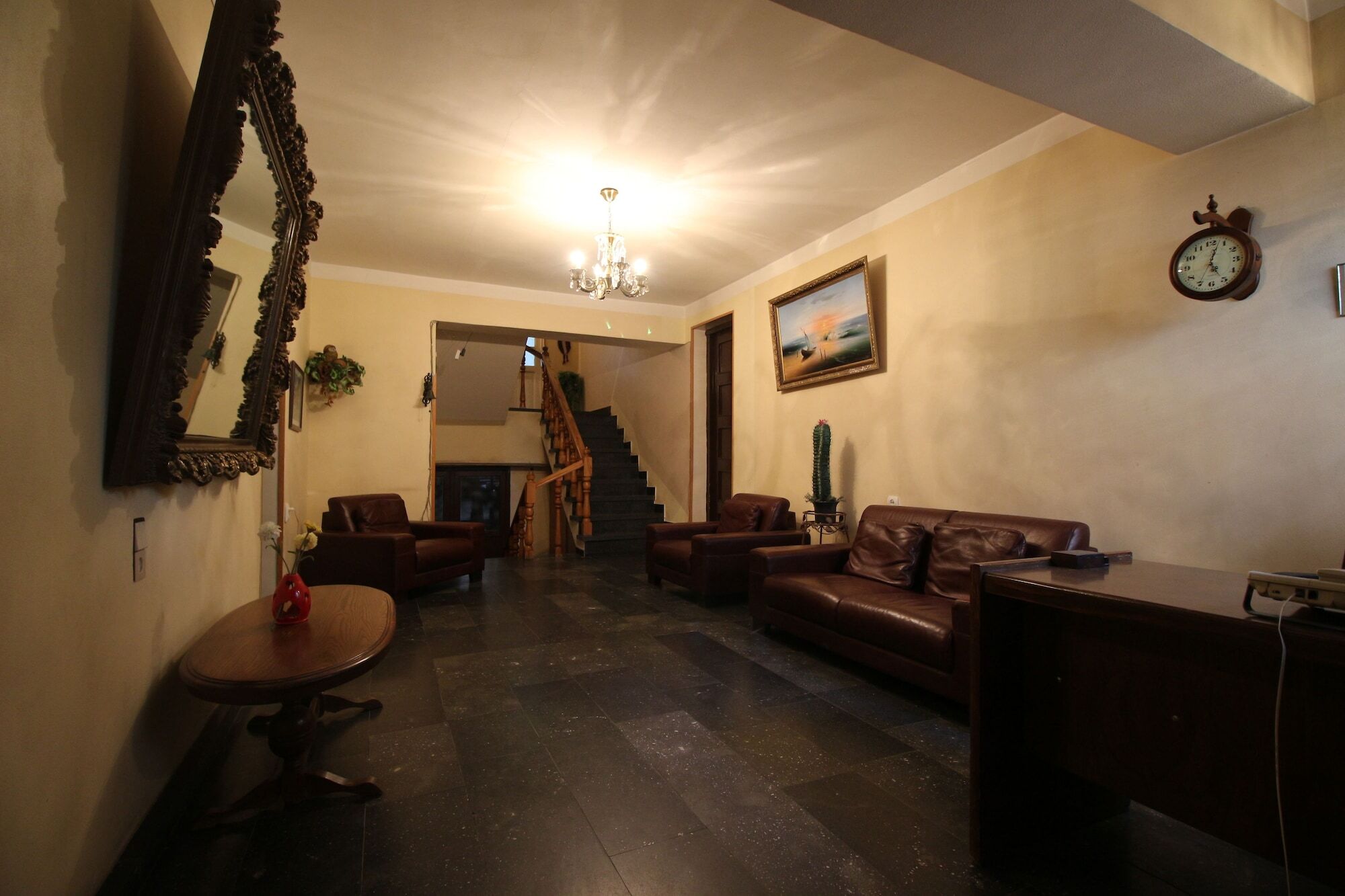 Hotel Bu Tbiliszi Kültér fotó