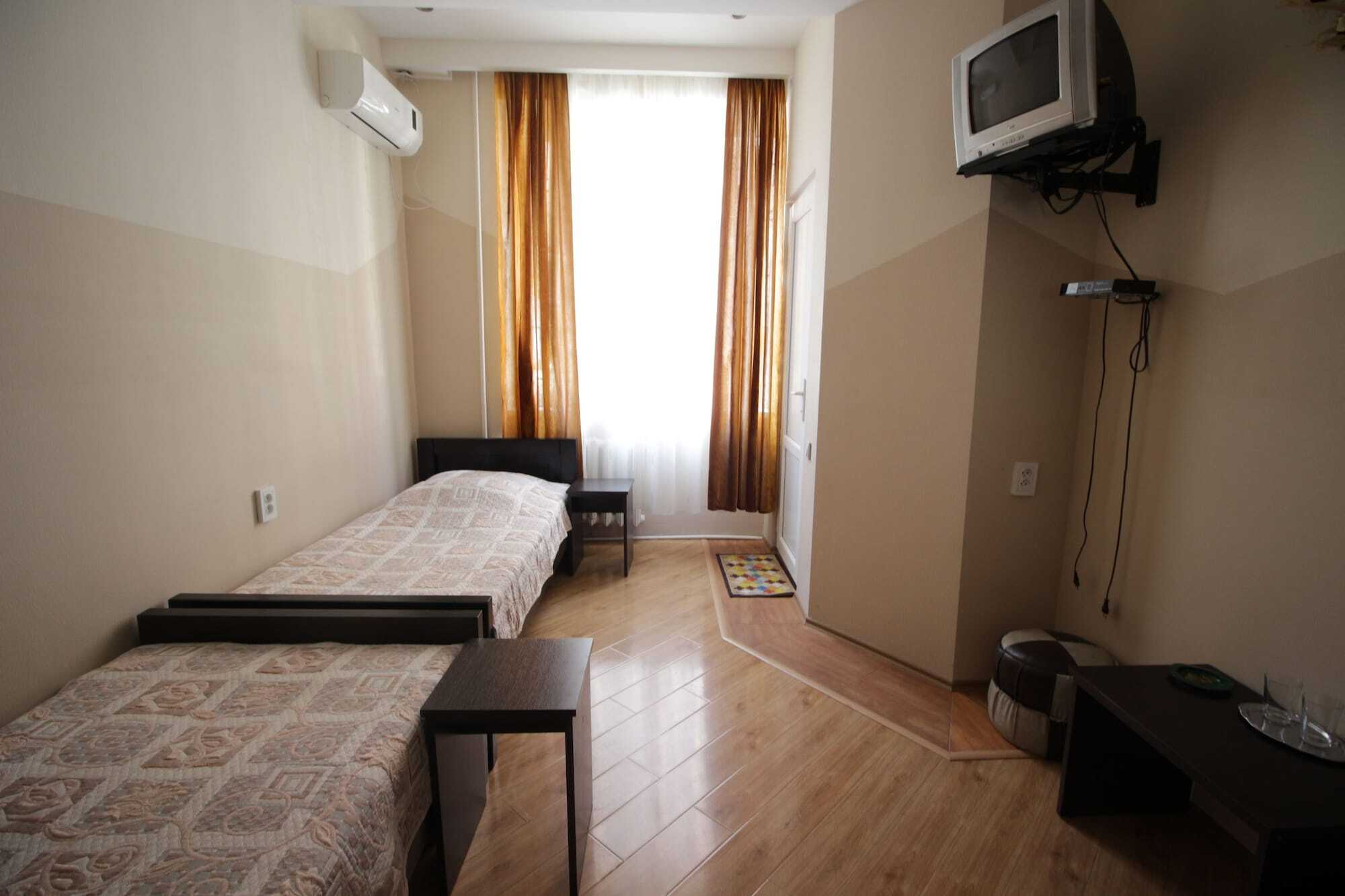 Hotel Bu Tbiliszi Kültér fotó