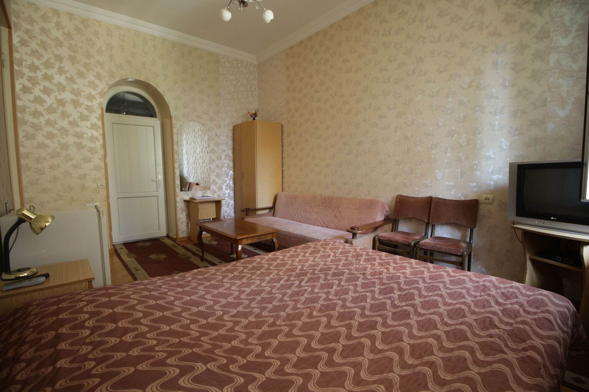 Hotel Bu Tbiliszi Kültér fotó